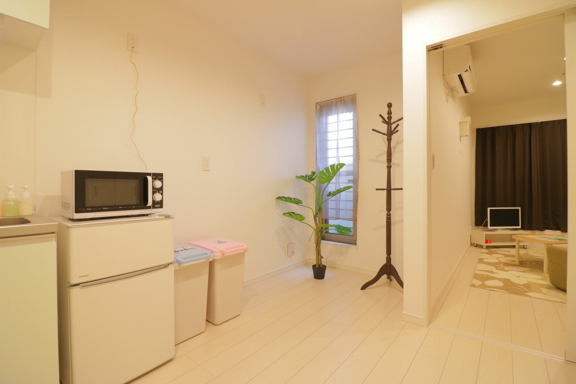 Hg Cozy Hotel No 12 京橋駅前 Osaka Bagian luar foto