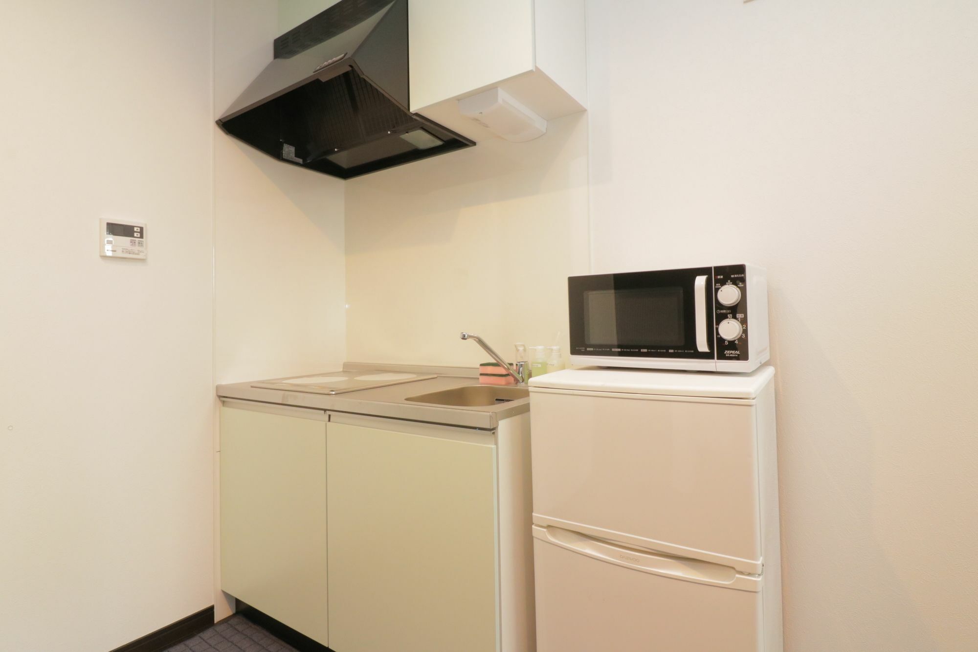 Hg Cozy Hotel No 12 京橋駅前 Osaka Bagian luar foto